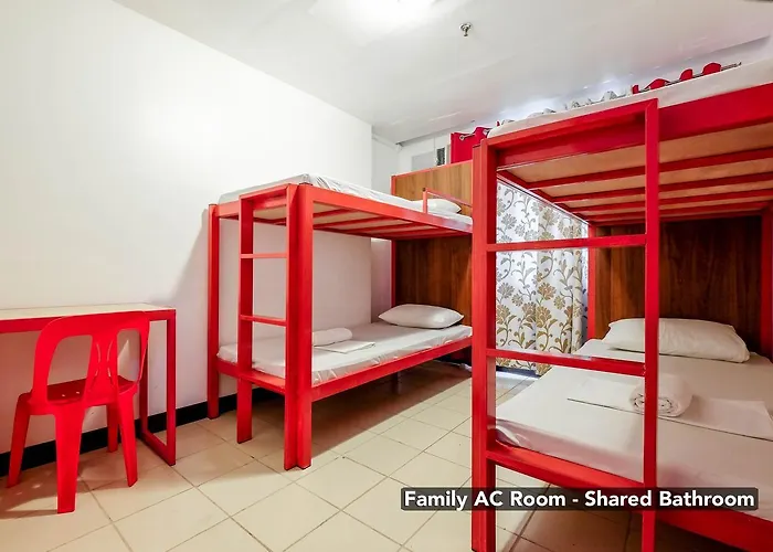 Malate Guest house 2*